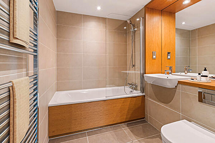 2 Bedroom Apartment To Rent In Rathbone Market, Barking Road, London, E16