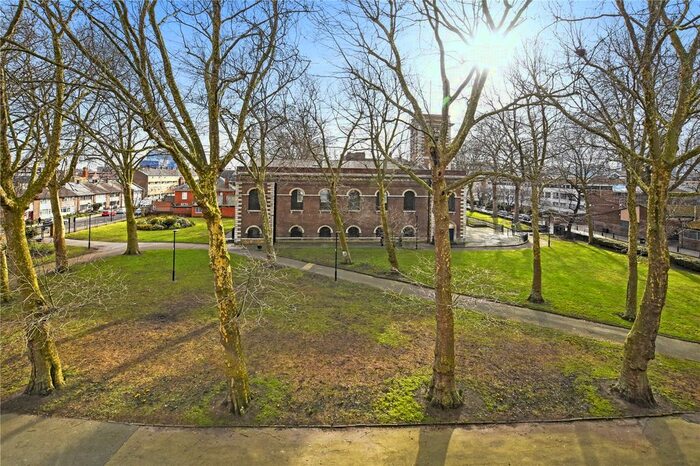 2 Bedroom Terraced House To Rent In St. Matthew's Row, Bethnal Green, London, E2