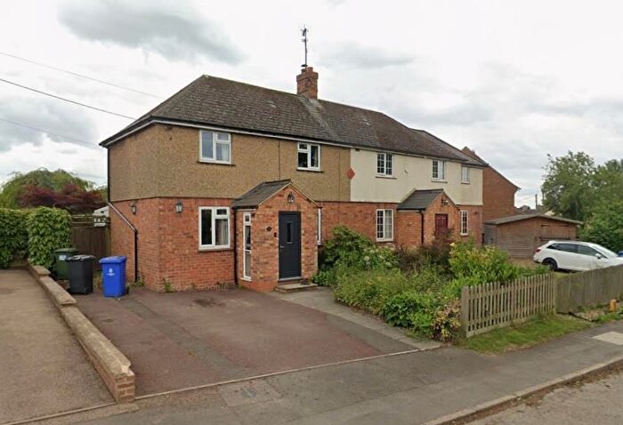 3 Bedroom Semi-Detached House For Sale In Upper Boddington, Northamptonshire, NN11