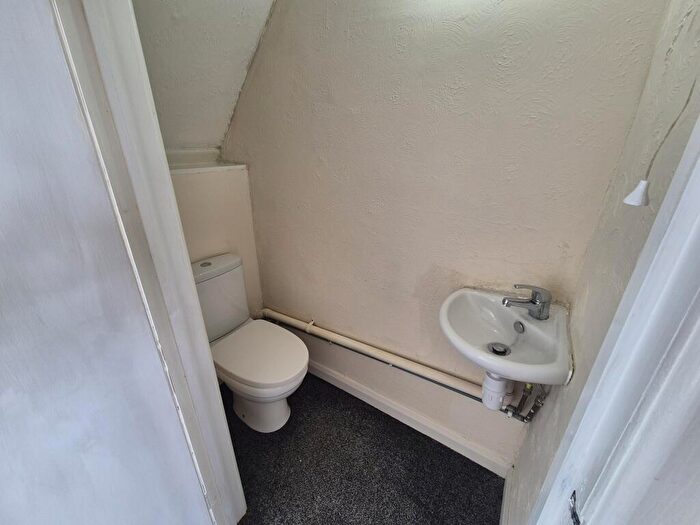 2 Bedroom Maisonette To Rent In High Street, Poole Quay, BH15
