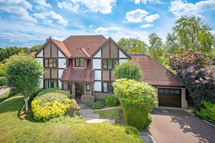 5 Bedroom Detached House For Sale In West Purley, Surrey, CR8