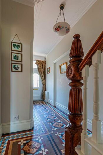 3 Bedroom Terraced House For Sale In Moorland Road, Splott, Cardiff, CF24