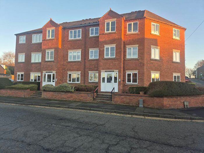 2 Bedroom Apartment To Rent In Parkfield Road, Stourbridge, DY8