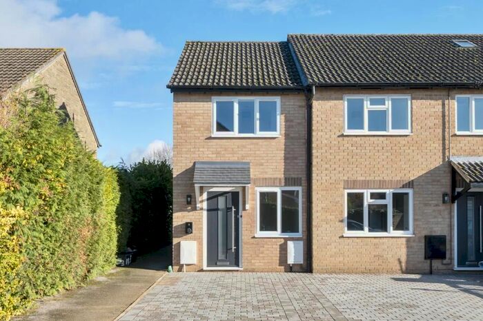 1 Bedroom Semi-Detached House To Rent In Thorney Ley, Witney, OX28