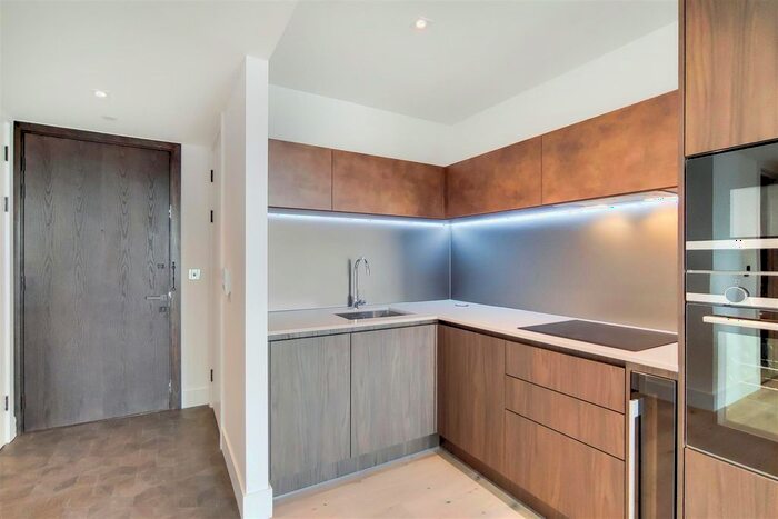 1 Bedroom Flat To Rent In Exchange Gardens, London, SW8