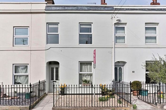 3 Bedroom Terraced House For Sale In Princes Road, Cheltenham, GL50
