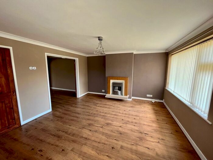 3 Bedroom House To Rent In Fontwell Drive, Leicester, LE2