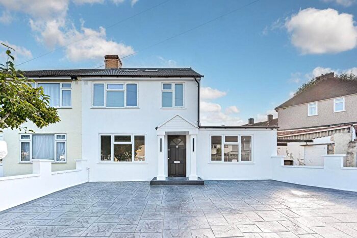 5 Bedroom Terraced House To Rent In Marvels Lane, Grove Park, London, SE12