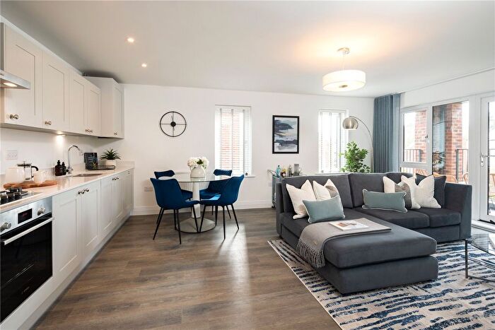 2 Bedroom Flat For Sale In Anne Douglas House, Egham, Surrey, TW20