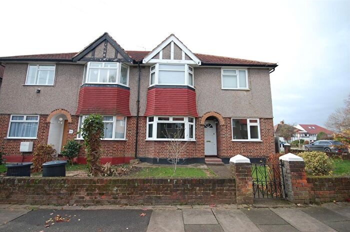 2 Bedroom Maisonette To Rent In Berkeley Close, Ruislip, Middlesex, HA4