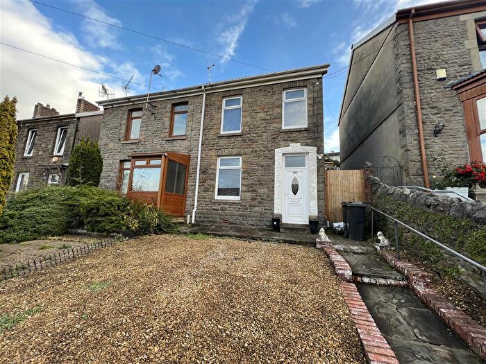 3 Bedroom House To Rent In Old Road, Neath, SA11