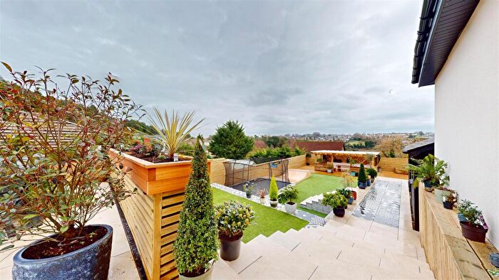 4 Bedroom Detached Bungalow For Sale In Morley Terrace, Radstock, BA3