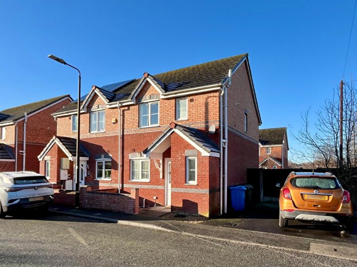 3 Bedroom Semi-Detached House To Rent In Haydock Avenue, Sale, M33