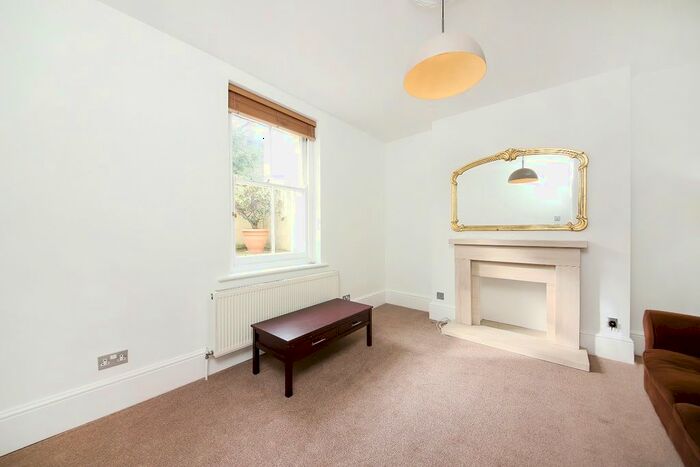 1 Bedroom Flat To Rent In Queen's Club Gardens, London, W14