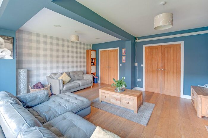 5 Bedroom Detached House For Sale In Bromsgrove Road, Studley, Warwickshire, B80