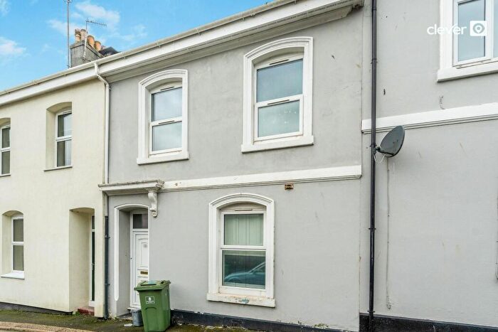 5 Bedroom Terraced House For Sale In Clarence Place, Morice Town, Plymouth, PL2