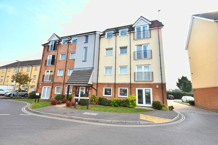 2 Bedroom Flat To Rent In Tudor Crescent, Portsmouth, PO6