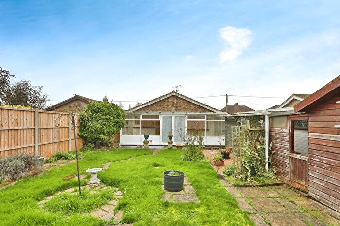 2 Bedroom Detached Bungalow For Sale In Dunnetts Close, Ashill, Thetford, IP25