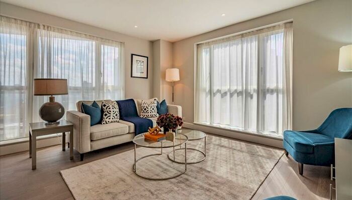 2 Bedroom Apartment To Rent In Circus Apartments, Canary Wharf, E14