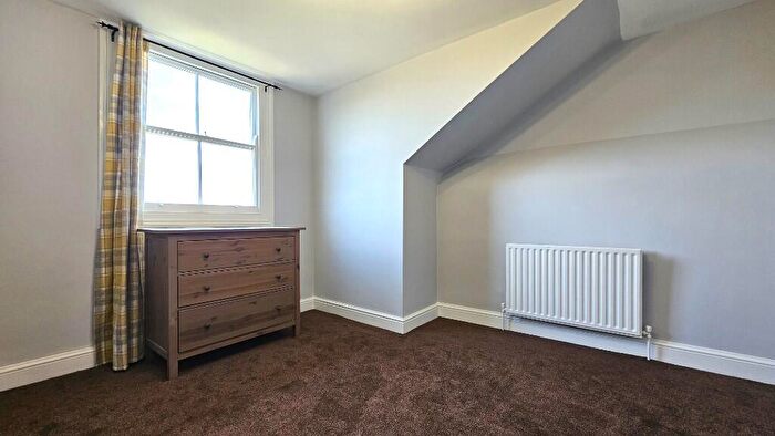 1 Bedroom Flat To Rent In Lewisham Way, London, SE4