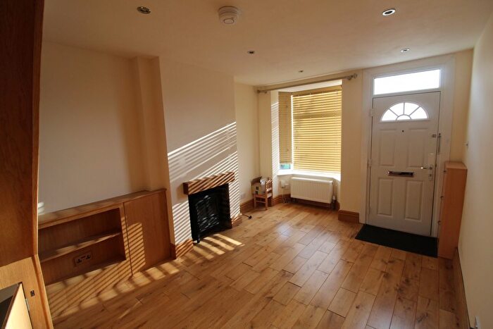 2 Bedroom Terraced House To Rent In Sutton Road, Watford, WD17
