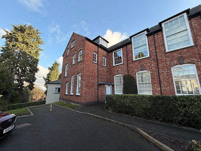 2 Bedroom Property For Sale In Thomas Webb Close, Daventry, NN11