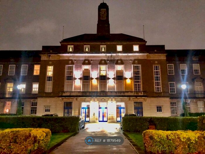 2 Bedroom Flat To Rent In Longbridge Road, Dagenham, RM8