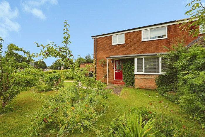 3 Bedroom Semi Detached House For Sale In Barrington Road, Newton Aycliffe, DL5