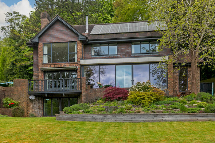 5 Bedroom Detached House To Rent In Kerrfield, Winchester, SO22