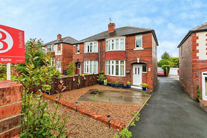 3 Bedroom Semi Detached House For Sale In Upper Wortley Road, Rotherham, South Yorkshire, S61
