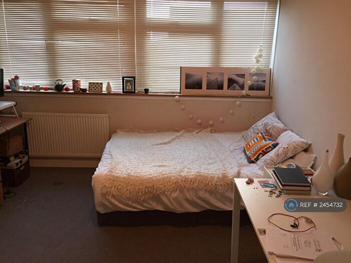 Studio To Rent In Holmdale Road, London, NW6