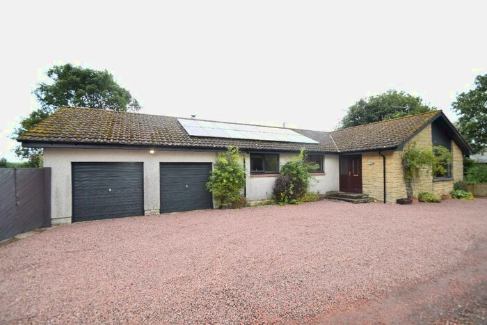 4 Bedroom Detached Bungalow To Rent In Newmill Farm, Dolphinton, EH46