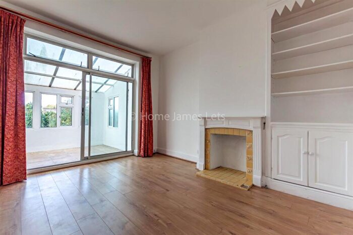 4 Bedroom Terraced House To Rent In Mafeking Road, Brighton, BN2