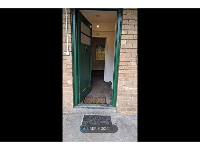 1 Bedroom Flat To Rent In Mansfield Road, Nottingham, NG5