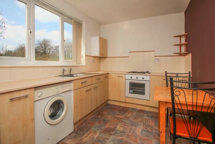 2 Bedroom Apartment To Rent In Park Road, Stretford, Manchester, M32