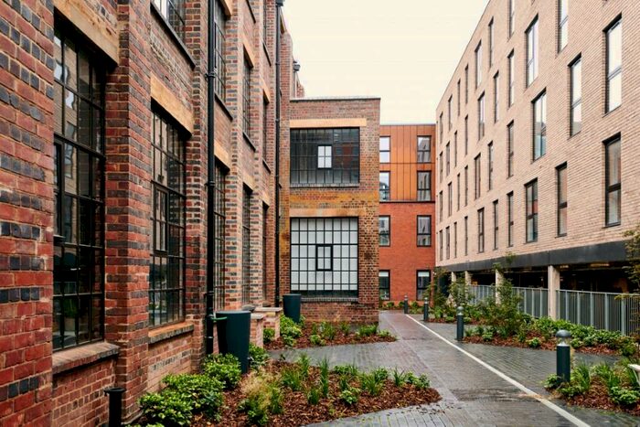 2 Bedroom Apartment To Rent In Gilders Yard, Birmingham Birmingham, B18