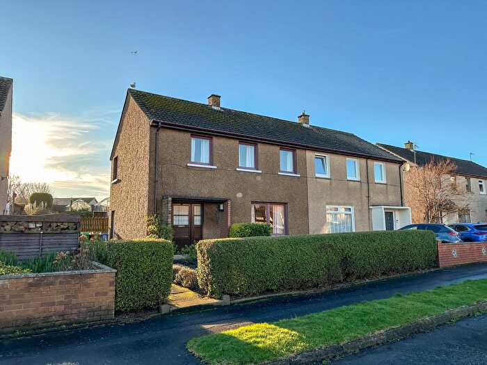 3 Bedroom Semi-Detached House For Sale In Queens Crescent, Kinghorn, KY3