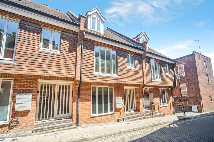 1 Bedroom Flat For Sale In St. Clement Street, Winchester, SO23