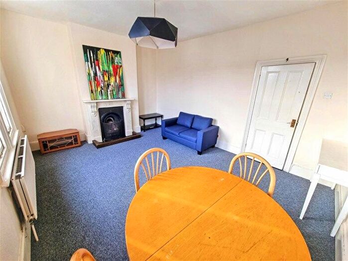 3 Bedroom Flat To Rent In Chobham Road, Stratford, E15