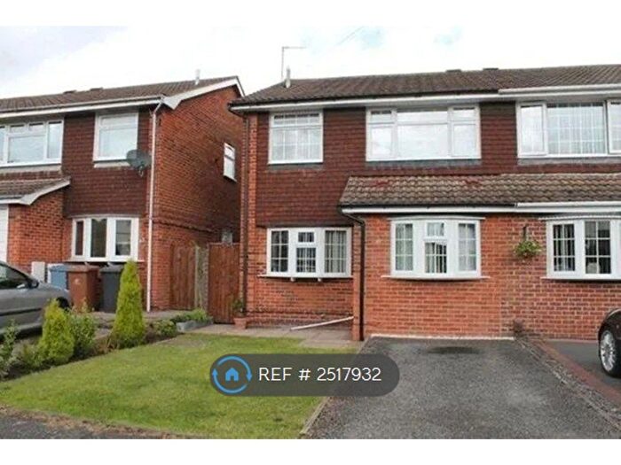 3 Bedroom Semi-Detached House To Rent In Alvaston Street, Derby, DE24