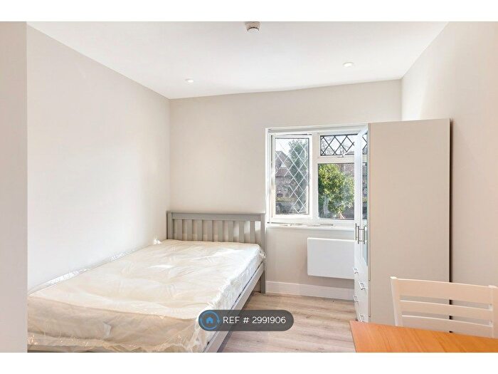 Studio To Rent In St Chads Road, Tilbury, RM18