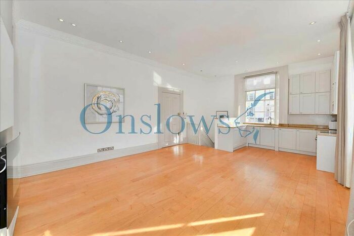 2 Bedroom Flat To Rent In Eaton Place, London, SW1X