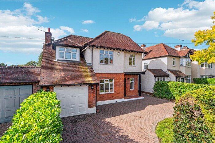 5 Bedroom Detached House To Rent In Gaviots Way, Gerrards Cross, Buckinghamshire, SL9