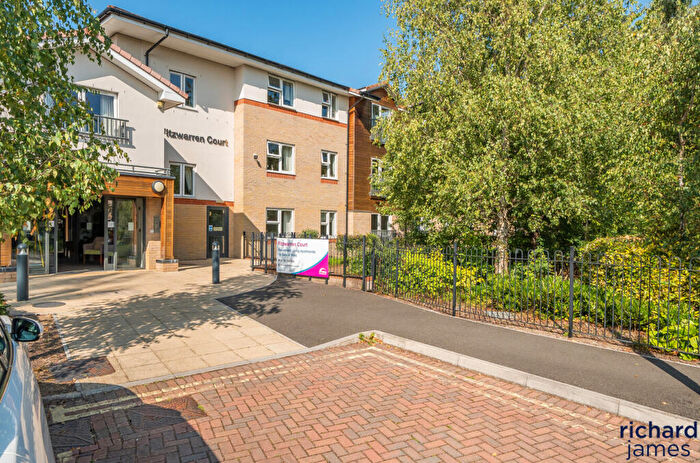 2 Bedroom Apartment For Sale In Fitzwarren Court, Swindon, Wiltshire, SN3