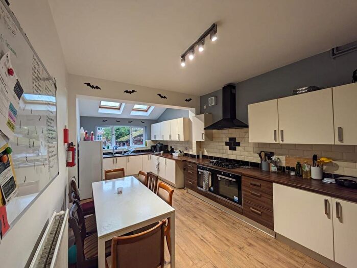 7 Bedroom Semi-Detached House To Rent In £pppw, Sheringham Road, Fallowfield, M14