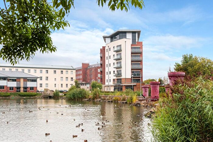 2 Bedroom Flat To Rent In Waterside, St. James Court West, Accrington, BB5