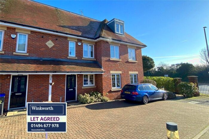 3 Bedroom Terraced House To Rent In Waldenbury Place, Beaconsfield, Buckinghamshire, HP9