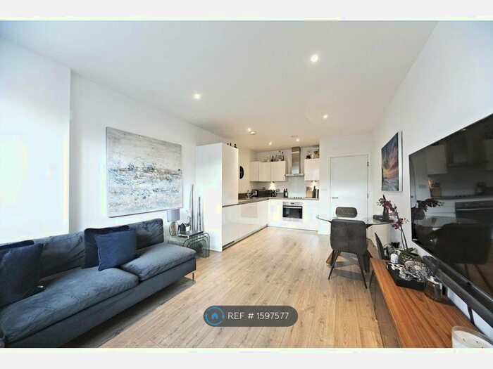 1 Bedroom Flat To Rent In Juniper Drive, London, SW18