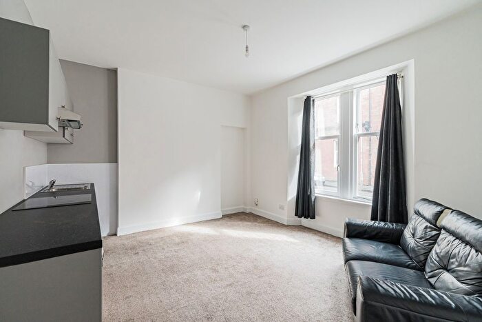1 Bedroom Flat For Sale In Victoria Road, Falkirk, FK2