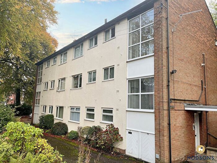 2 Bedroom Flat To Rent In College Grove Road, College Grove, Wakefield, WF1